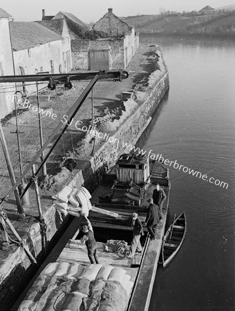 LARGE BARGE LOADING SACKS